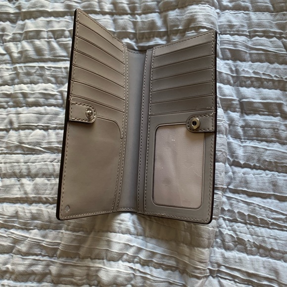 Kate Spade wallet - Picture 3 of 3